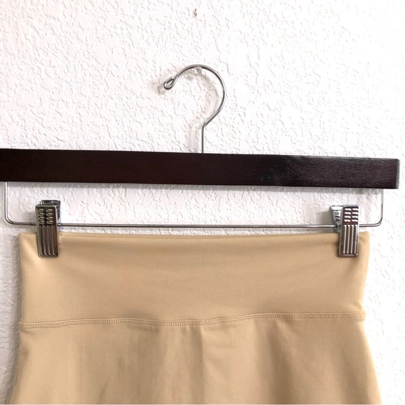 NWT Free People Womens Skirt Tan Half Slip Micro Mini Knit Size Small - Picture 4 of 7